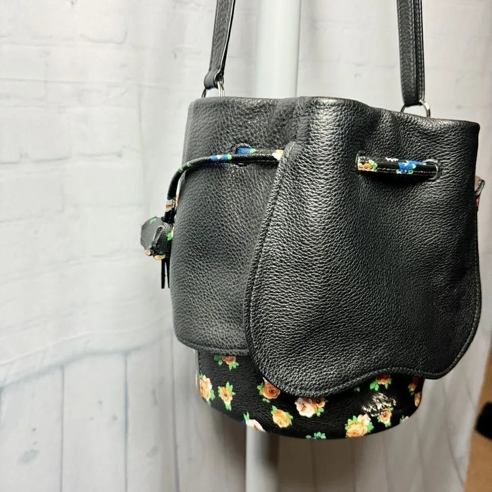 Coach leather bag - Picture 4 of 13